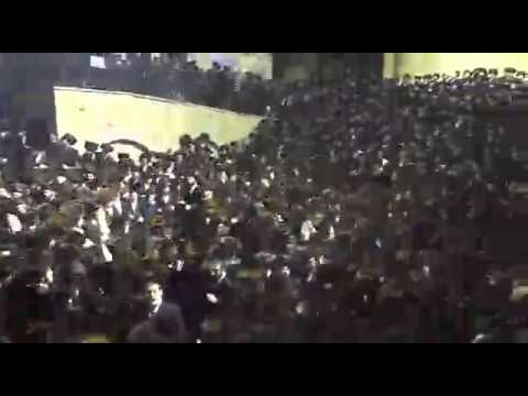 Satmar Rabbi lighting The Hadluka in Miron