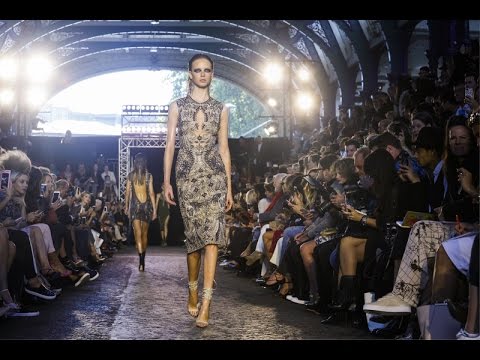 Julien MacDonald | Spring Summer 2016 Full Fashion Show | Exclusive