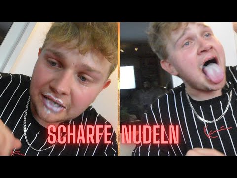Wir essen die "SCHÄRFSTEN" Nudeln der Welt!!! (Achtung Extrem!!) (Rapzepte Special Edition)