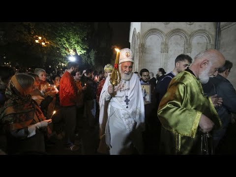 Video Thumbnail: Die späte Auferstehung: Orthodoxe Christen feiern Ostern