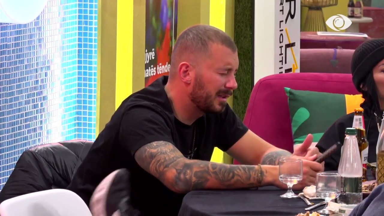 “S’dua të kem miqësi me ty”/ Albi i kthehet Romeos: Ty të ka ardhur keq për…