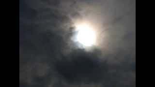 preview picture of video '金冠日食 - Eclipse total de sol,lunes 21 de mayo del 2012.- (version larga)'