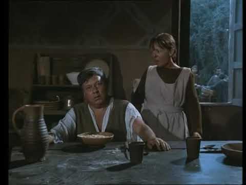 Fantozzi si invaghisce mostruosamente (tratto da Superfantozzi - 1986)