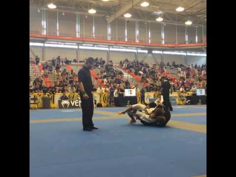 Michael Musumeci Jr x Bret Russell Seattle International Open Jiu-Jitsu 2016
