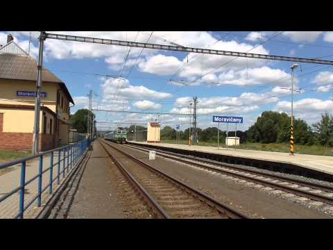 163.046-6 vlaková | zařazen KMV 854.017-1 a 854.022-1 na vlaku Sv 1307