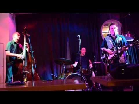 Ruzz Guitar's Blues Revue