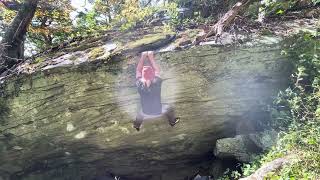 Video thumbnail of Pain, V7. 221 Boulders