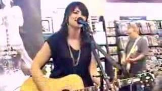 KT Tunstall - HMV Glasgow 10.09.07 - Funnyman