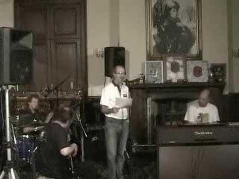 Kerry Minnear - Home Again