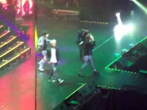 130907 SHINee - Lucifer (Kpop Republic)