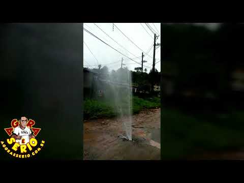 Vazamento no retorno da Favela dos Brancos