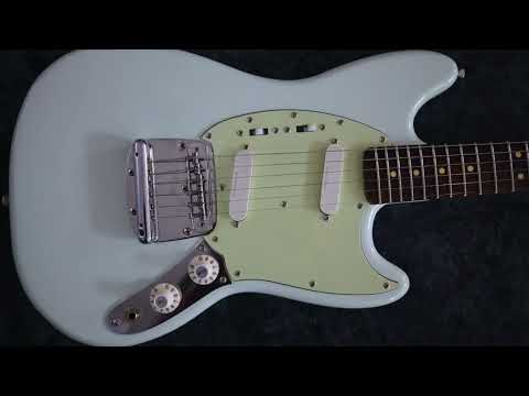 Squier Vintage Modified Mustang with Rosewood Fretboard Sonic Blue image 12