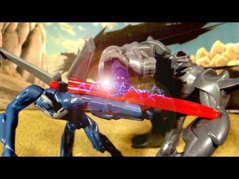 OPTIMUS PRIME reviews Megatron VS Starscream