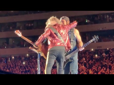 Metallica - Sen O Warszawie [Czesław Niemen cover] [Live] - 8.21.19 - PGE Narodowy - Warsaw, Poland