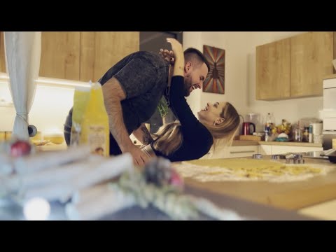 Nia - Fa La La (prod. Fillipian) |Official Video|