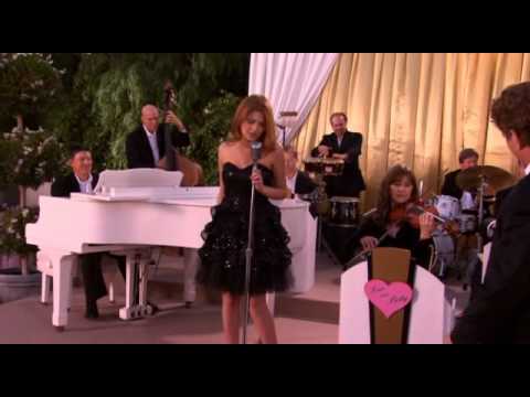 Reneé Olstead performing Fly Me To The Moon (In Other Words)