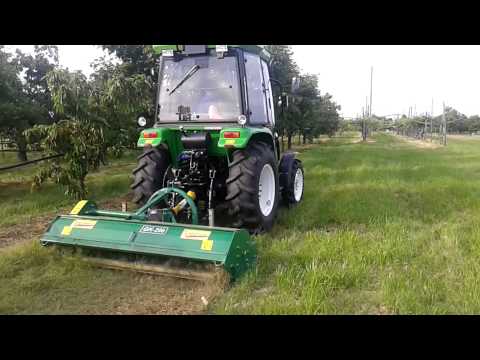 Trattore LovolFoton + Trincia 200: Franchini srl