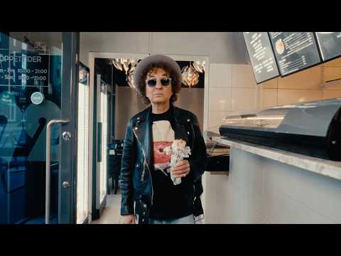 Magnus Uggla - Bästa kebaben i hela stan (Visualizer)