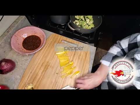 How To Make Chicken & Veggie Stir Fry!