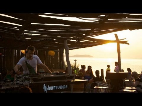 T:MANIAK - Kumharas Ibiza - When The Sun Goes Down Radio Show (Ibiza Sonica) 09.07.2012.