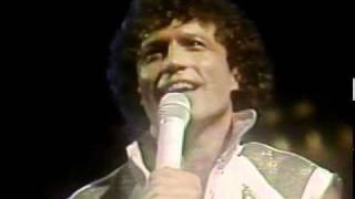 Andy Gibb - Time Is Time (1984 Live In Chile - Part I - 03)
