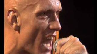 Midnight Oil - Oils On The Water (Sydney 1985) Jimmy Sharman´s Boxers.wmv