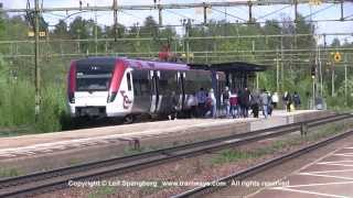 preview picture of video 'Tågkompaniet EMU train Regina 9025 at Laxå station, Sweden'