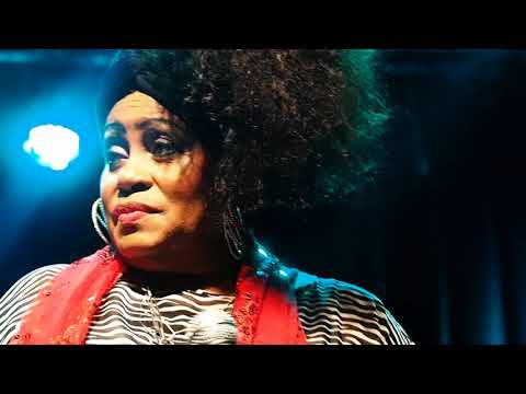 Walkin' Blues  / HARRIET LEWIS & GREGOR HILDEN BAND at Musiktheater Piano 2018-01-24