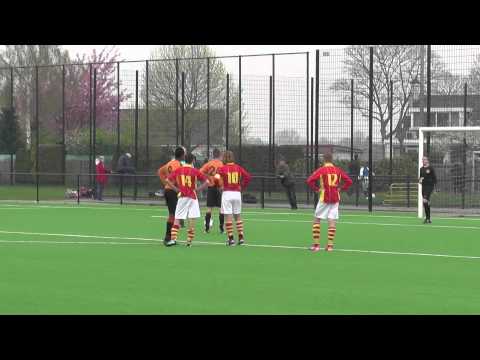 5 april 2014 VV De Meern B2 - Sporting 70 B1 com 3-6 Doelpunt Stijn