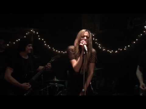 The Pony Girls - Memory Lane (live clip)