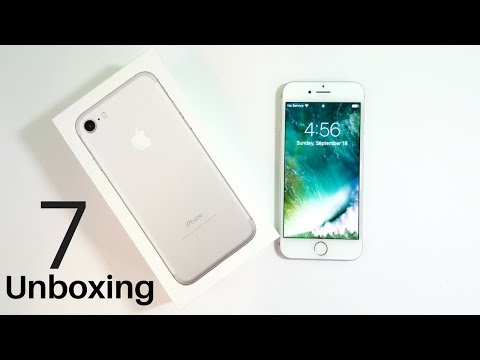 iPhone 7 Unboxing & First Impressions