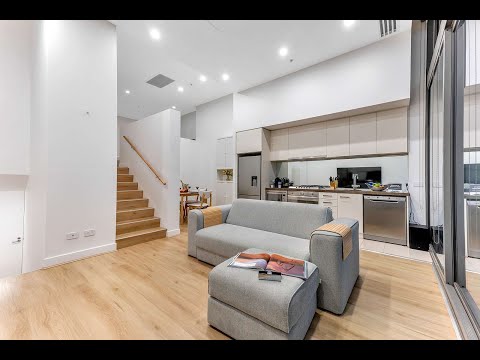 607/1 Freshwater Place, Southbank Video Showcase