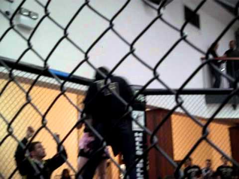 Frances fighting at Sportfight Scotland 13