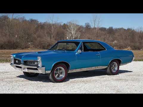 Clash of the Classics - 1967 Plymouth Belvedere GTX vs. 1967 Pontiac GTO