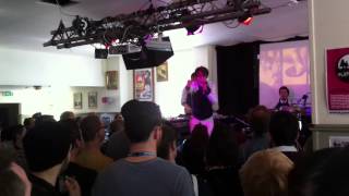 MV Misteur Valaire - Ave Mucho - The Great Escape 2012 - Blind Tiger