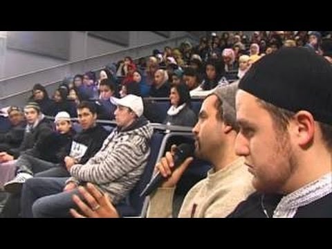 Many Christians Converted To Islam After Ex-Christian Lecture [HD] 
