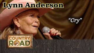 Lynn Anderson sings a classic from 1950
