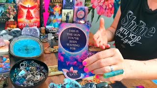 AQUARIUS TIME IS NOW - KEEP GOING IT'S WORTH IT!!! ALL ABOUT YOU TAROT READING