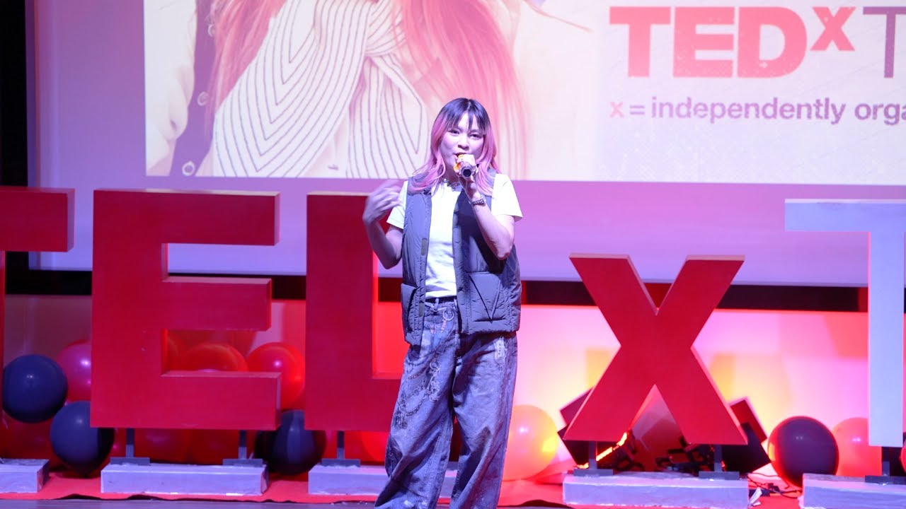 The Psychology of Style: How Clothes Shape Our Identity and Perception | Lystia Novilda | TEDxTSM