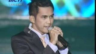 Download lagu Lyla - Magic (Live @ Indosat Awards 2011) mp3 Download lagu Lyla - Magic (Live @ Indosat Awards 2011) mp3