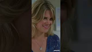 Download lagu Prostitute patient obsessed with kneeling?! #shorts | House M.D. mp3