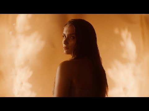 Sola - Guerrière (Clip officiel)