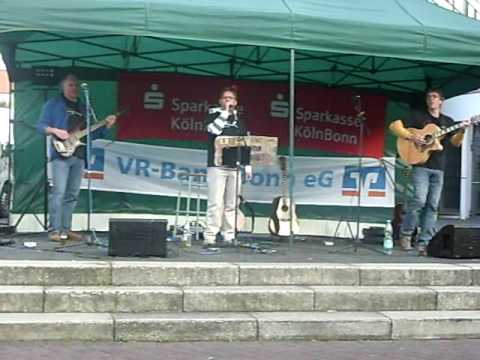 Woodstuff@Familienfest in Bonn am Brüser Berg :sings Ain`t no Sunshine