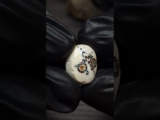 حجر عقيق داؤدي طبيعي