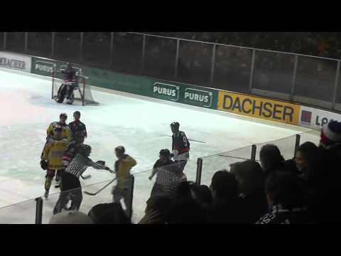 VER SELB- EHC BAYREUTH 07.02.2014. #Travis #Martel