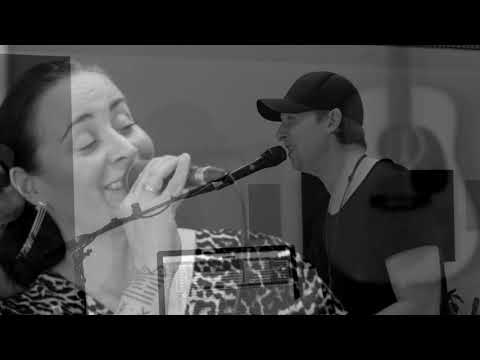 Islands In The Stream (Kenny Rogers & Dolly Parton Cover) - Feat. Julie Berthelsen