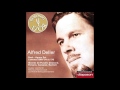 Alfred Deller, Desmond Dupré, Consort of viols, Nikolaus Harnoncourt - Of All the Birds That I Do