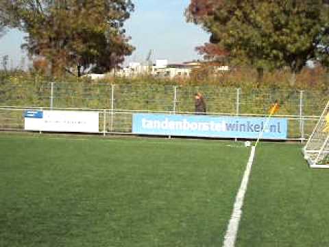 FC Zoetermeer MC1 Beker thuis tegen DSO MC1 op 221011 10 - 2