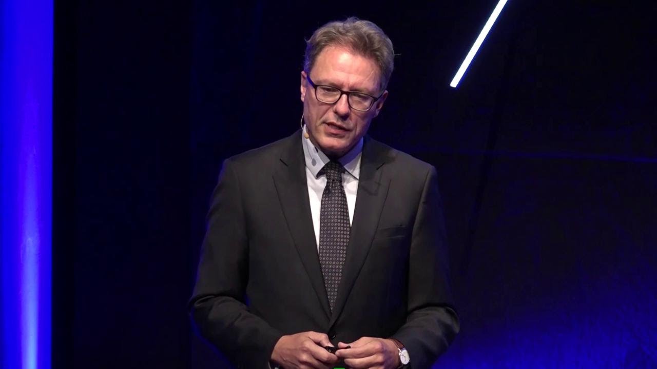 On Life, Luciano Floridi - La vita al tempo del digitale. Il filoso di Oxford e la nuova etica