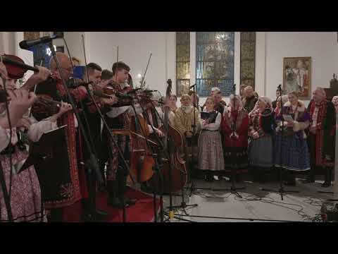 "Rozbłysła Gwiozda" - Zespół Regionalny "Starosądeczanie" - Pasterka 24.12.2023